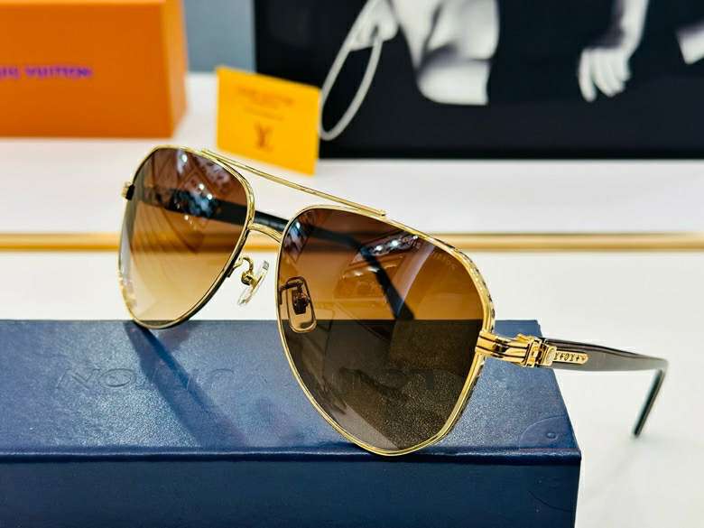 Picture of LV Sunglasses _SKUfw57234876fw